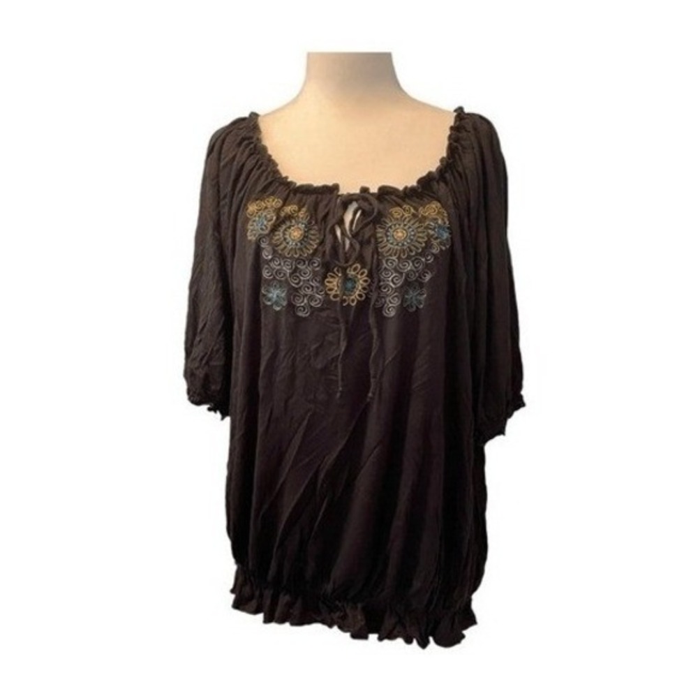 Gemstone Floral‎ Embroidered Top Black Knit Scoop Neck Short Sleeve 1X